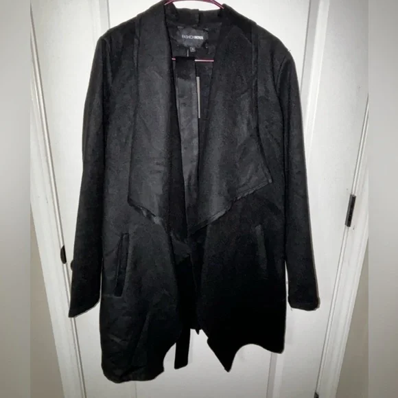 Fashion Nova Black Coat - Picture 2 of 3